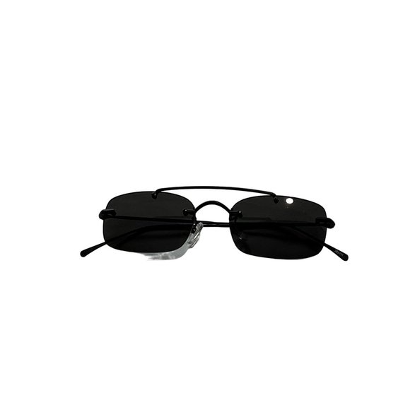 NWOT Illesteva Bovalino Sunglasses in Black - Picture 1 of 5